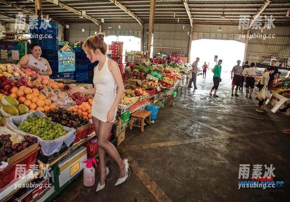 爱丝呈现：原图、壁纸心意满满，但这居然还有做家务的时间？我看是想得太远了吧！