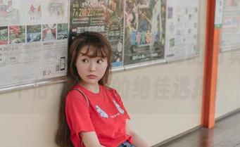 BoLoli菠萝社 – 下载柳侑绮的写真套图，不怕被发现的绝佳选择！