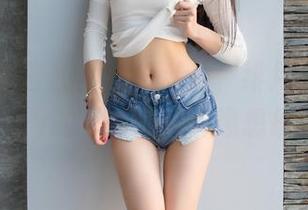 IMiss爱蜜社 – 段段私拍，绯月樱-Cherry的可爱妹妹引爆想象