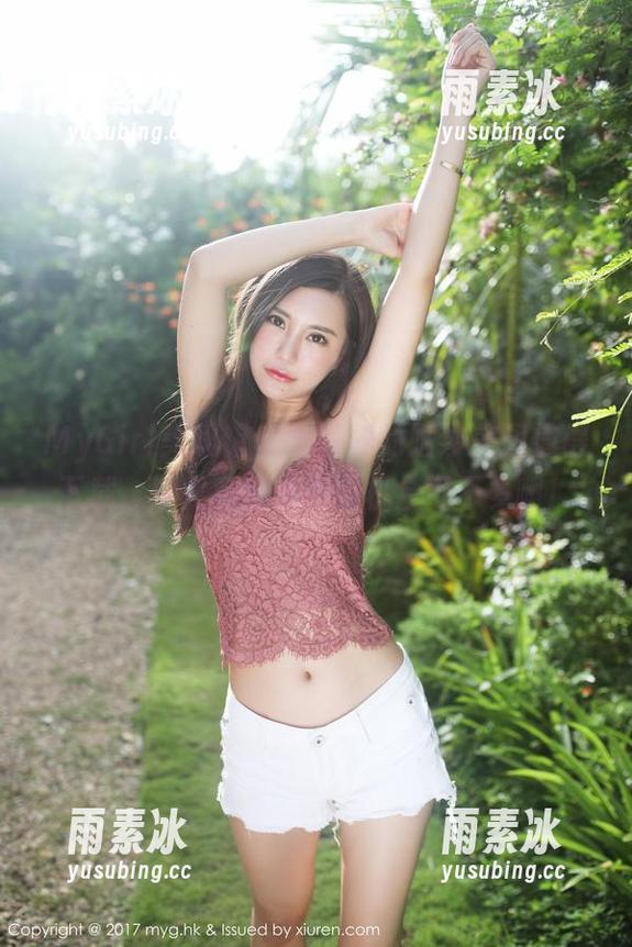 MyGirl美媛馆 - 刘娅希的婚纱美图值得下载，毕竟和她合影的机会可不多啊！