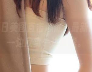 ROSI夏日美图直击心底，最新的，让你一边欣赏一边唏嘘。