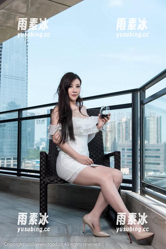 TGOD推女神 - 高溜Milkcat的双人全套，图片让我不自觉想歪