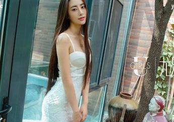 UGirls尤果网 – 厉害了，在线奶茶Emily，吊带写真好像透出一股清新的气息。