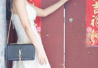 UGirls尤果网 – 芝芝Booty的高清少女写真，有没有觉得这感觉很微妙？