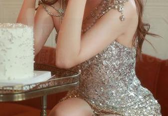 Xiuren秀人网 – 免费的秀色可餐，美图里的九尾Ivy厨娘，让人直呼KeepCalmandCarryOn！