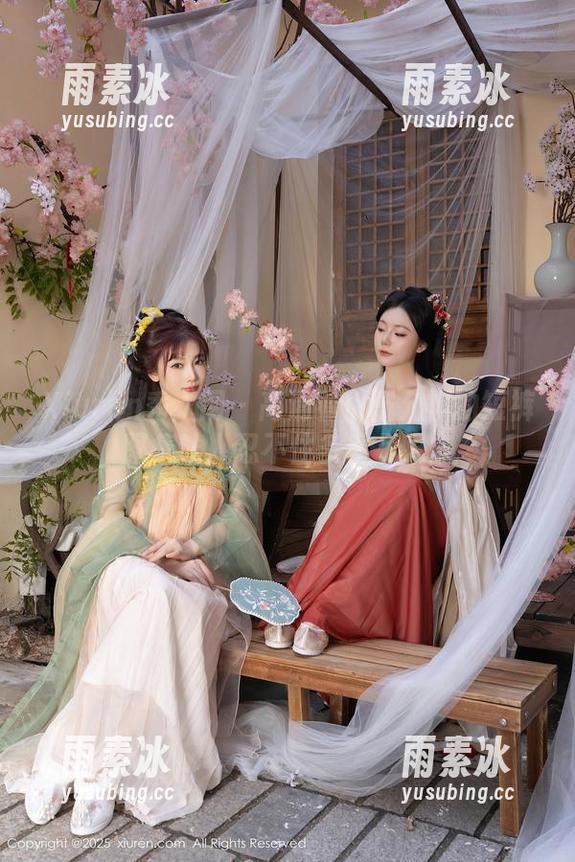 Xiuren秀人网 - 高清看！戴允祺的短裤图集让人忍不住多看几眼。