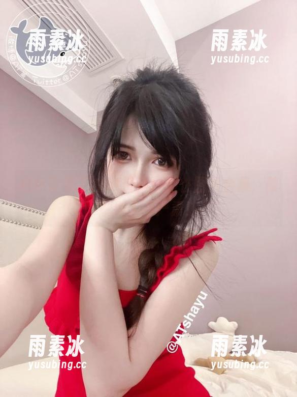 白色背景下的at鲨鱼：随性图片合集，鼓励别人不严肃！