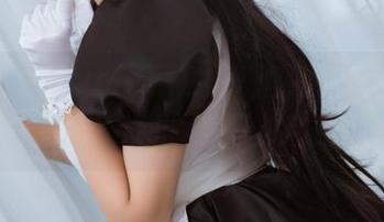 每次看到lovely呆玄的T恤，我都在想，她的美图和“灵动”资源到底是哪来的？