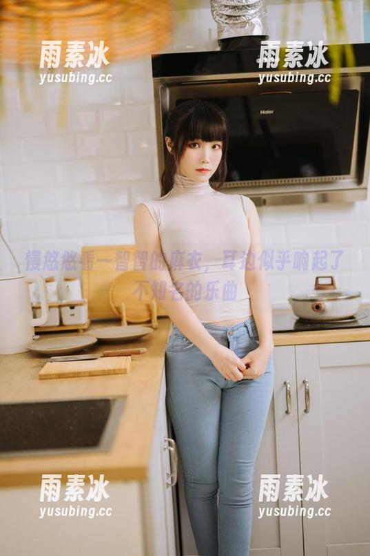 慢悠悠看一智智的麻衣，耳边似乎响起了不知名的乐曲
