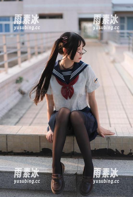 五更百鬼的女仆：哪个角度最撩，你来决定吧！-写真合集