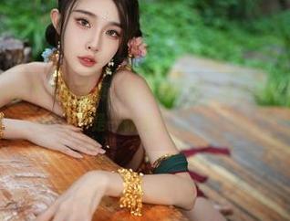 余多多Dudu的JK高清写真，让你意识到，这不仅是一种风格，还是一针强心剂！