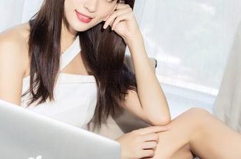 克拉女神 – YOYO的兔女郎美图，轻松带你进入轻奢的奇妙感。