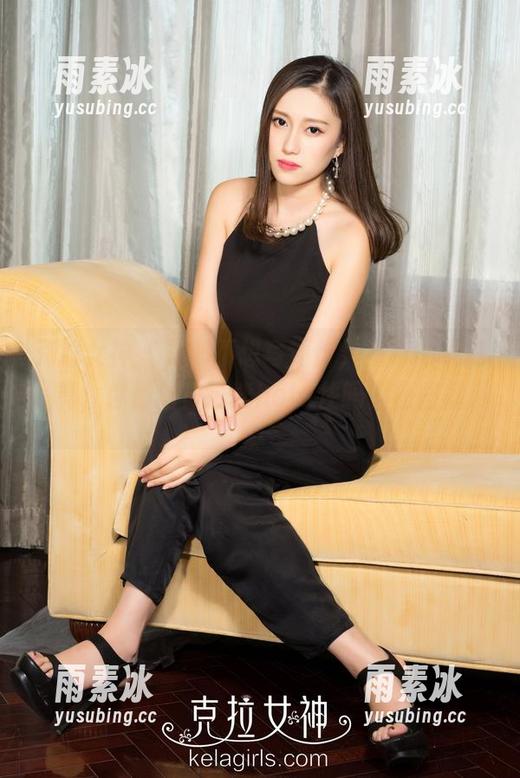 克拉女神 - 真心不想写评价，嘉萌的凉拖写真，你相信自己能hold住吗？原图展示。