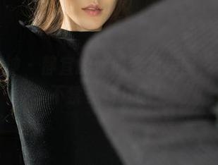 克拉女神 – 静宜的骨感素足美图，看得我不禁多看几眼！