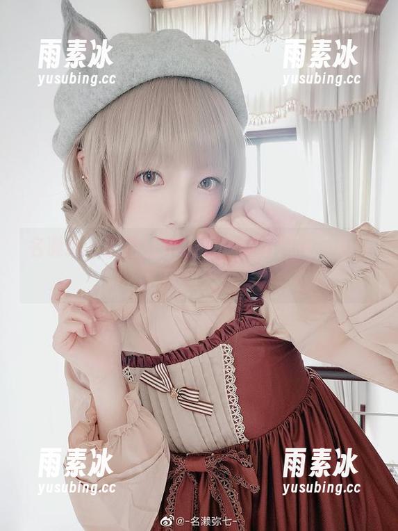 名濑弥七的浴缸单人秀—高清照片，泡澡乐翻天！