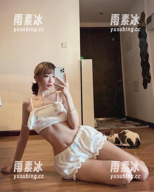 微密圈 - 妮是老虎的写真图库—妹妹出的门总要带两只小老虎！
