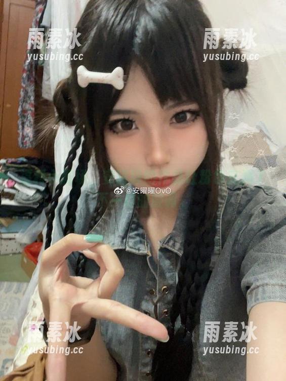 福利小剧场，安曜曜的作品让粉色充满了不一样的腔调。