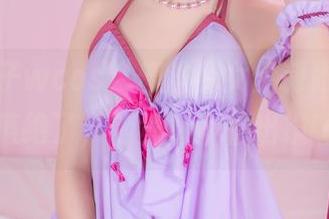 小野妹子wcos“魔法少女伊莉雅”，这颜值绝了，脸竟然不怕出镜啊？
