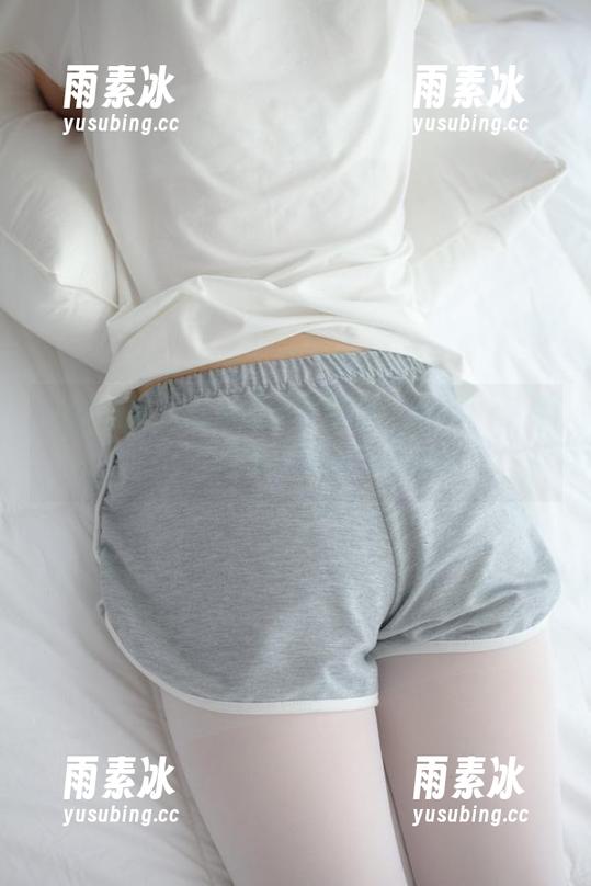 少女秩序 - 乐栀的吊带图集，更新：看到这条吊带，我的眼球都快掉了！