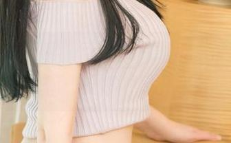 尤果网 – 最新李唯一的可爱风情在眼前，图片里的她好像又开了挂。