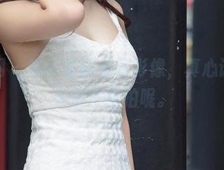 尤果网 – 桃子最新夏日影像，真心话，很会挑东西拍呢。