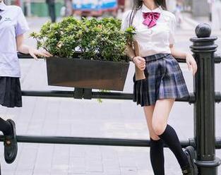 尤蜜荟 – Angela小热巴的自言自语——全集自拍作品，这才是真正的‘我’！