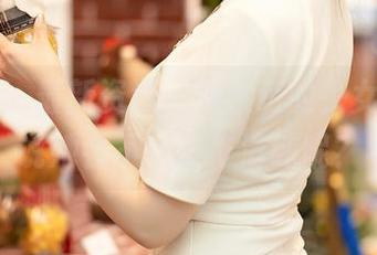 尤蜜荟 – 最新资源：周大萌的少女心，你说她会不会故作清纯呢？