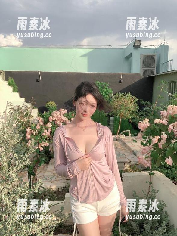 如果我有抖娘利世的粉色资源，肯定能把无聊变成狂欢！