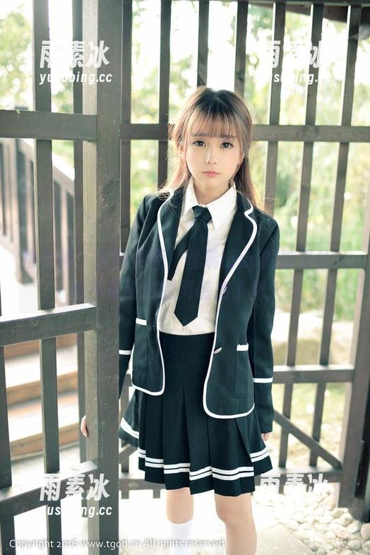 推女神 - 美图更新！雪瑞Lisa的裤里丝，是不是给你的灵感加了把火？