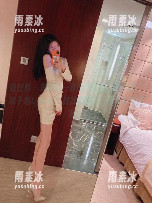 微密圈 - 原图第一眼的冲击力，双马尾“林子喵Lynne”把我震惊了，还真是有特色。