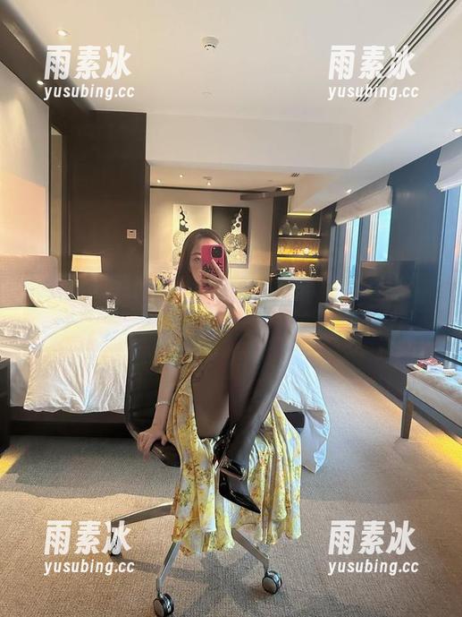 微密圈 - 果儿Victoria的旗袍秘密高清作品集：每个细节都让你怀疑人生！