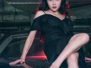 果团网 – 这里有一组莫雅琪的写真，礼服比我还要抢镜！