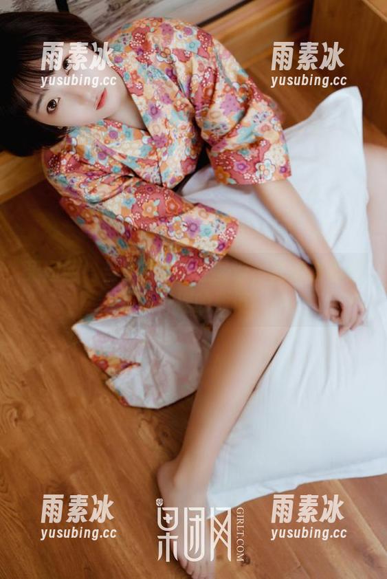 果团网 - 当黄歆苑遇上圣诞，高清套图都是不讲理的颜值！