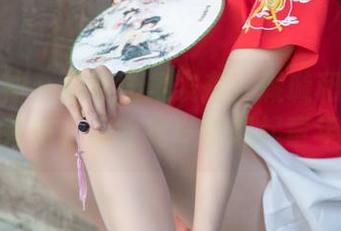 梦丝女神 – 最新图集发布！璇璇和她的小黄鸭帽，为啥我一秒想起童年？