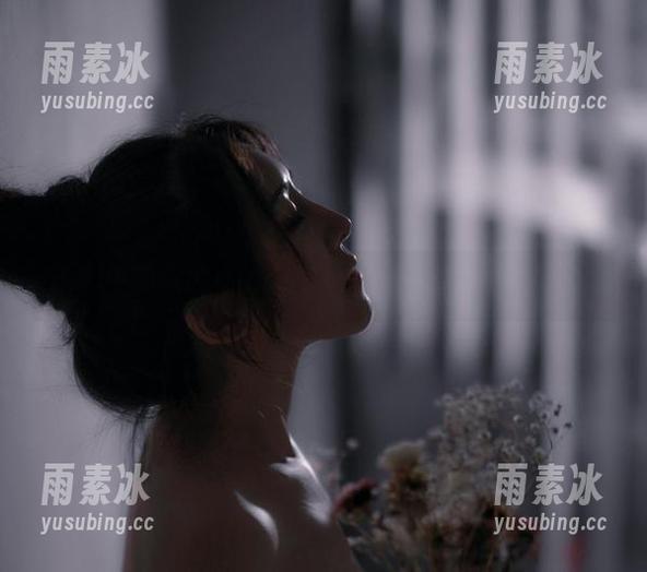 原图中的樱晚gigi，日常之美的“无意”私拍