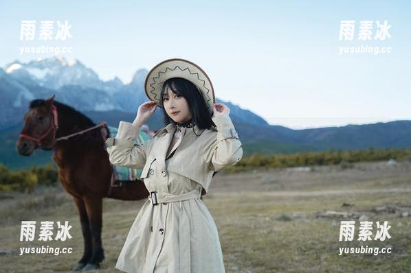 今天的主角：浅安安，一个歪萌修女的写真梦！