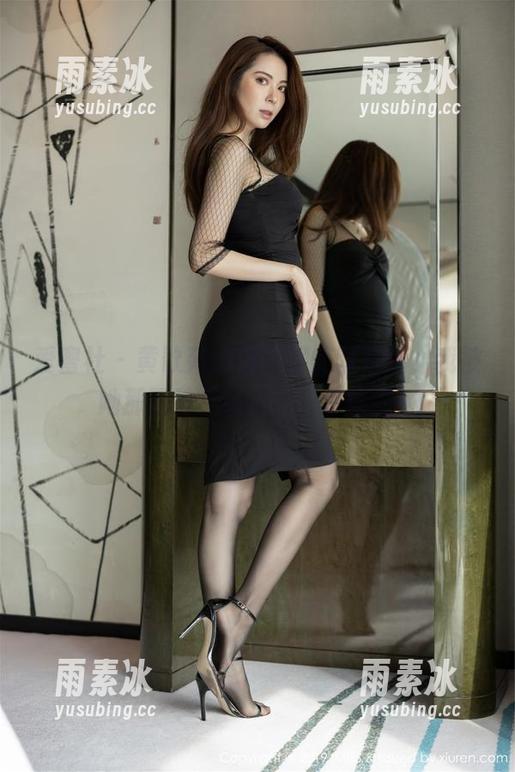 爱蜜社-黄歆苑 爱蜜社 - 黄歆苑的兔女郎美图在线,我被她那眼神给吸引了,你懂的。