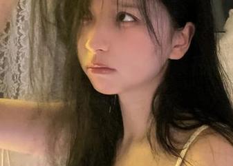 特软儿Sona致敬红裙，合集在网盘琐碎中等着被发掘。