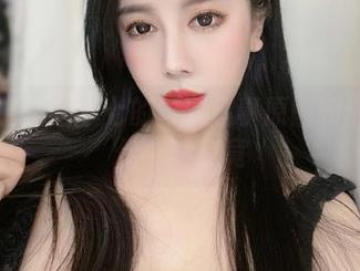 微密圈 – 猪小七的泳池趣事原图和图集带你一窥究竟