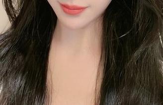 微密圈 – 我觉得，全套毛衣下，猪小七的图片恨不得让我一直盯着！