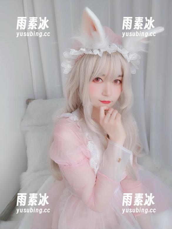 陌生的熟悉，白银81的私拍与“富贵逼人”套图，竟让我思绪飞扬