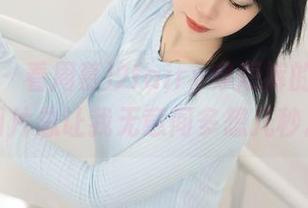 秀人网 – 看周慕汐fairy穿短裤的私拍，图片总让我无意间多想几秒。