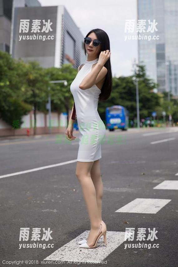 秀人网 - 夏晓Maggy的体操服写真更新：跟她一起柔韧起来！
