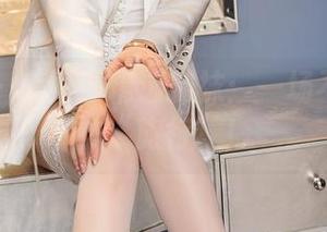秀人网 – 李丽莎精选棉袜：一场不需走路的“旅行”！