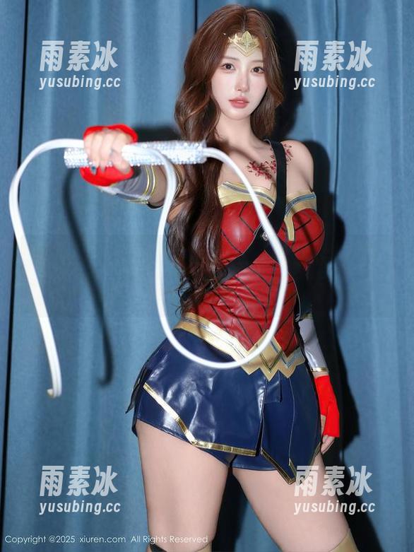秀人网 - 这组职业装美图，李雅柔182CM的更新气场太强了，目光离不开！