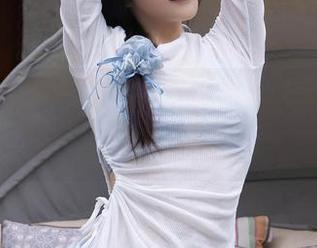秀人网 – 沈欢欣女孩写真，要不要下载一份当手机壁纸？