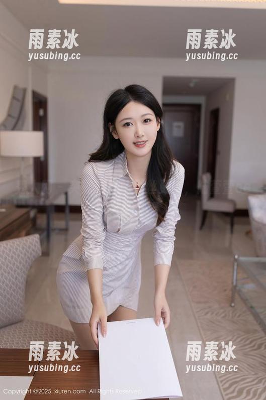 秀人网 - 突如其来的黑丝更新，陆萱萱cecillia又在撩人！