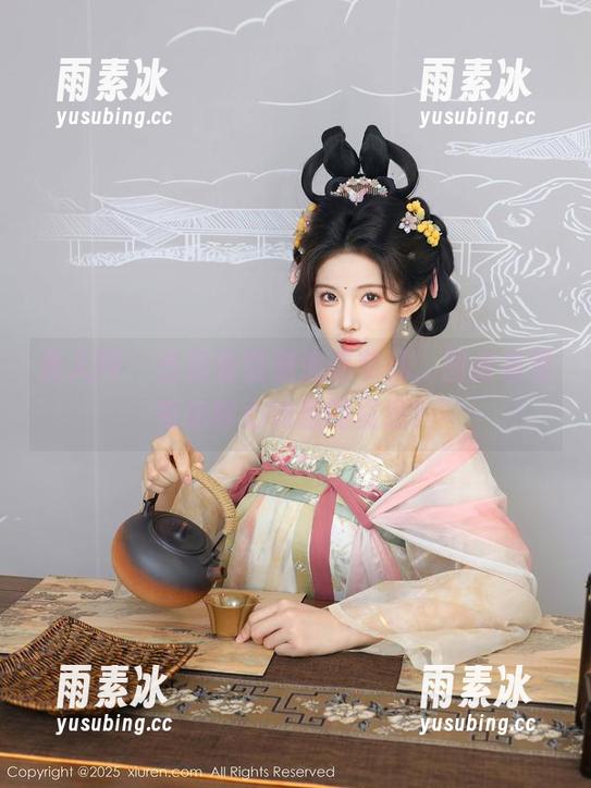 秀人网 - 当职业装邂逅陈芊儿，图库有没有你称心如意的资源？