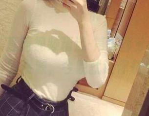 微密圈 – 直播视频精选-第一部分，紫色哒豚豚的套图资源，今晚就让你快乐加倍！