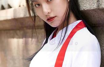 蜜桃社 – 杏子的“吊带”合集，让你的下载列表也好看。